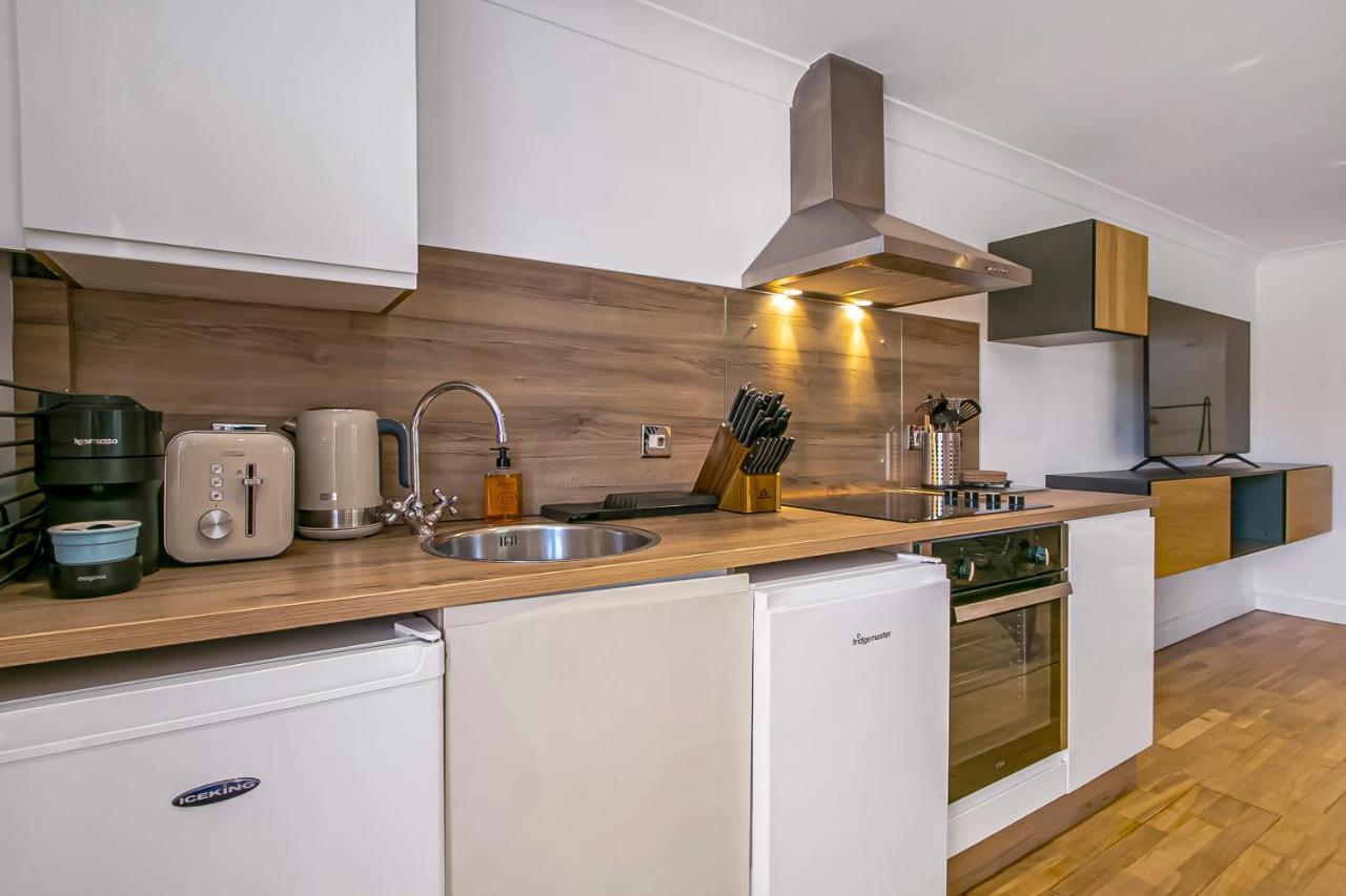 The Annex: Beachfront Luxury with Pet-Friendly Patio Bournemouth Exterior photo