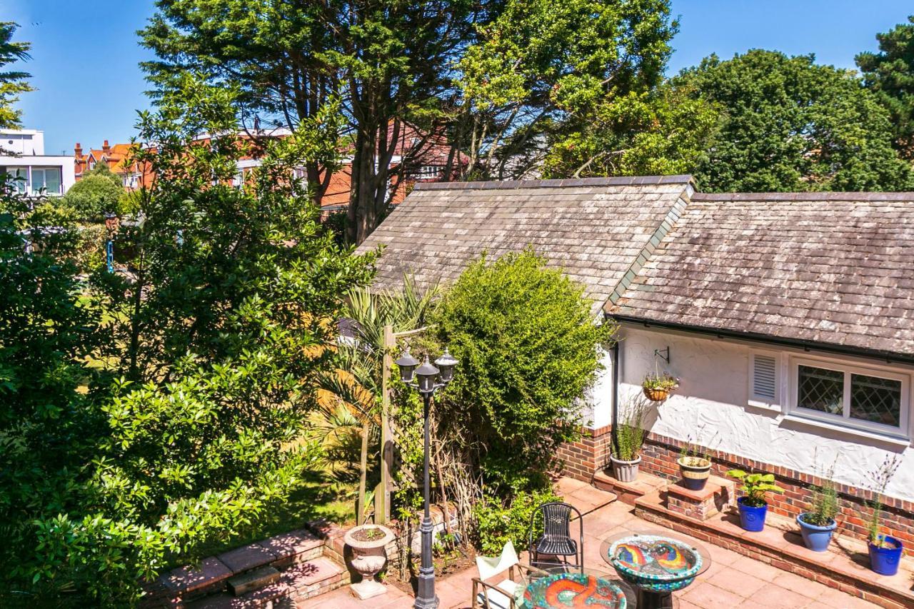 The Annex: Beachfront Luxury with Pet-Friendly Patio Bournemouth Exterior photo